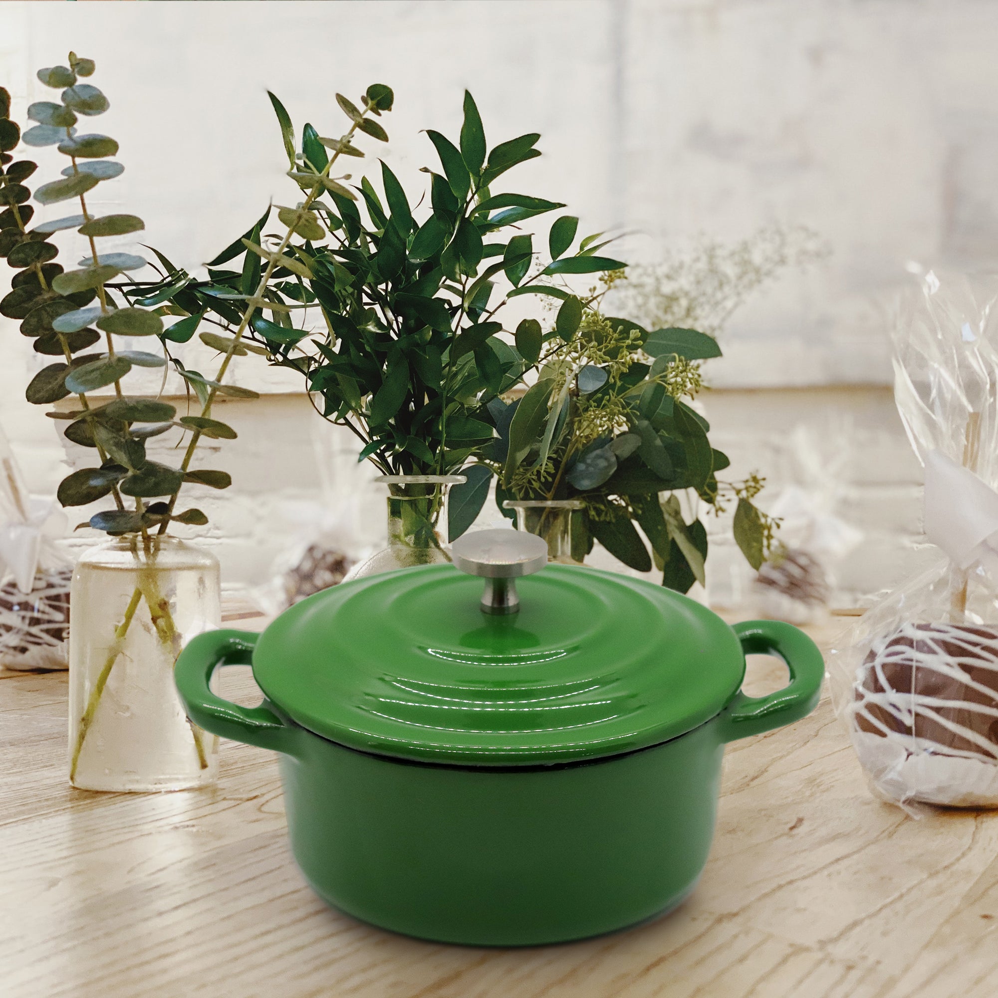 RJ Legend Mini Cast Iron Pot, Round Cocotte, 5.5-Inch 