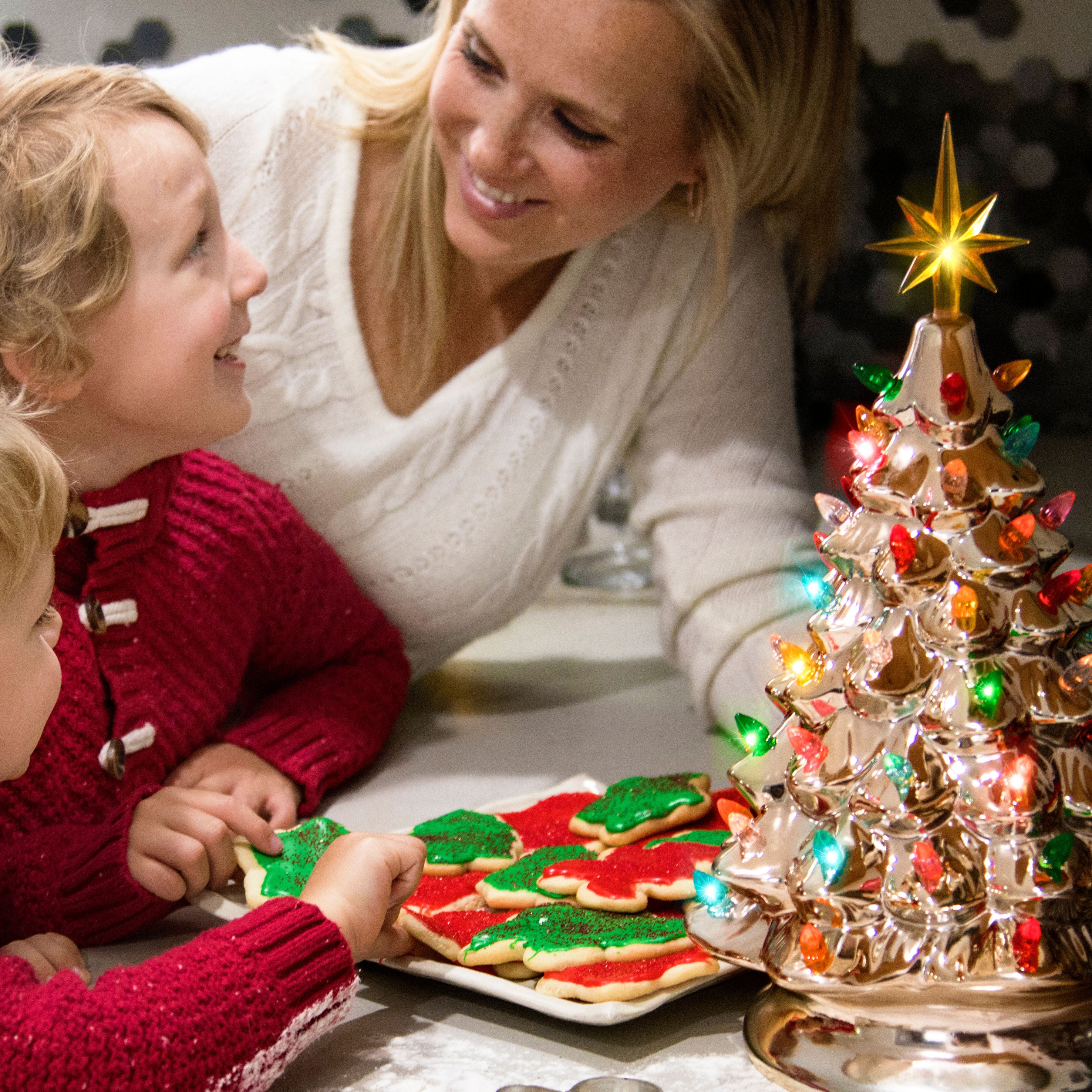 RJ-CER-CMG-L RJ Legend Christmas Mini Ceramic Tree