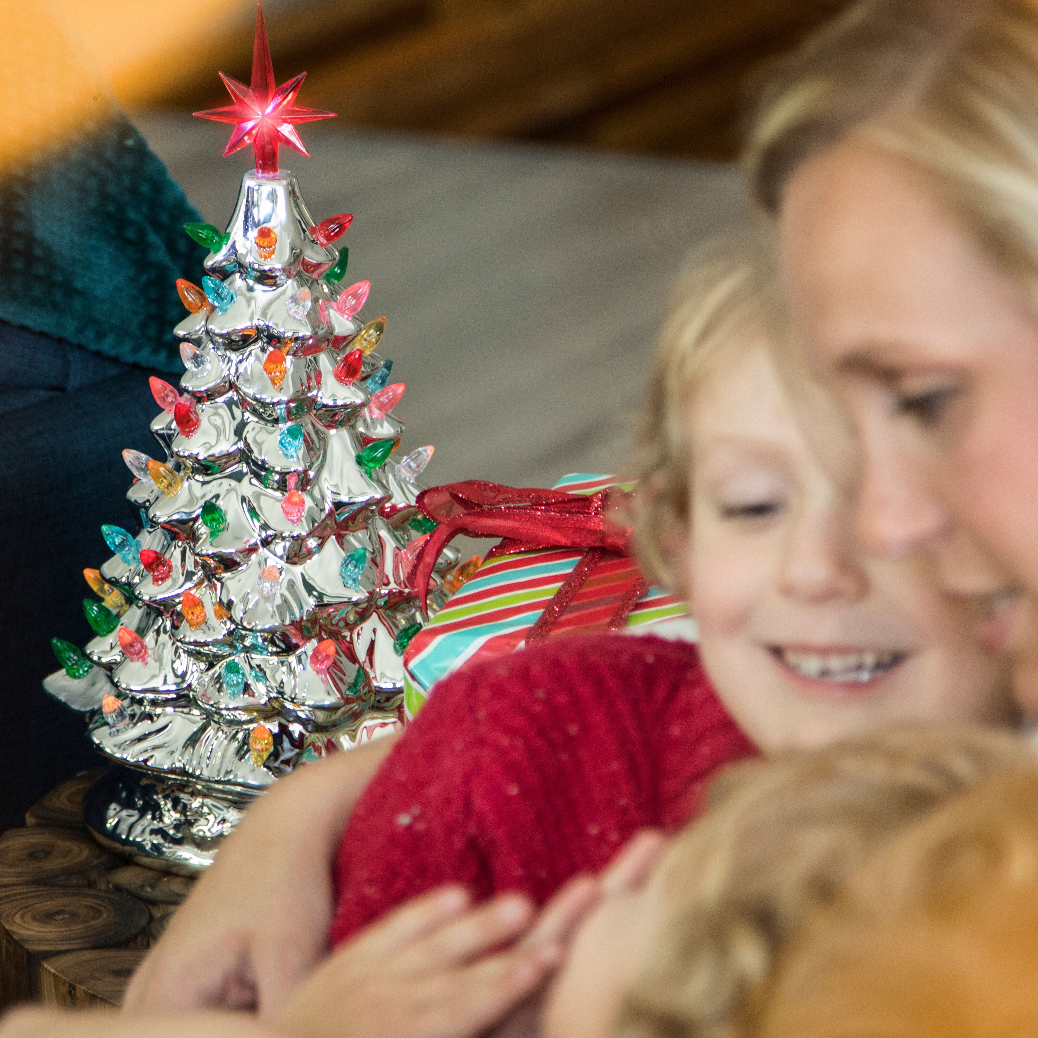 RJ-CER-SIL-L RJ Legend Christmas Mini Ceramic Tree